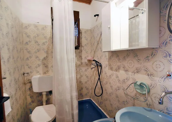 Zdenko-4 By Interhome